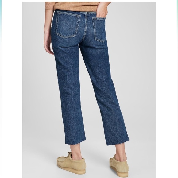 GAP Womens High Rise Cheeky Straight Jeans in Dark Stillwell 32 Reg Raw Hem - Picture 5 of 9